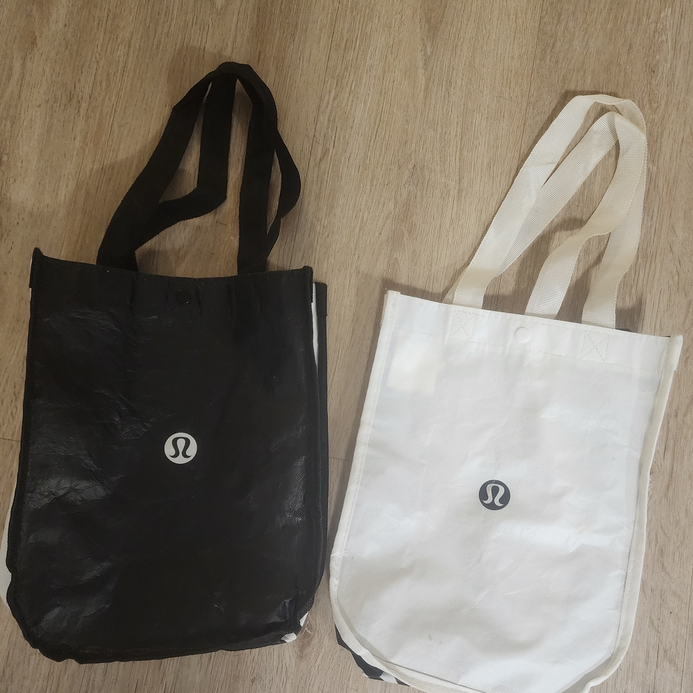 Lululemon Black and White Tote Bags Small